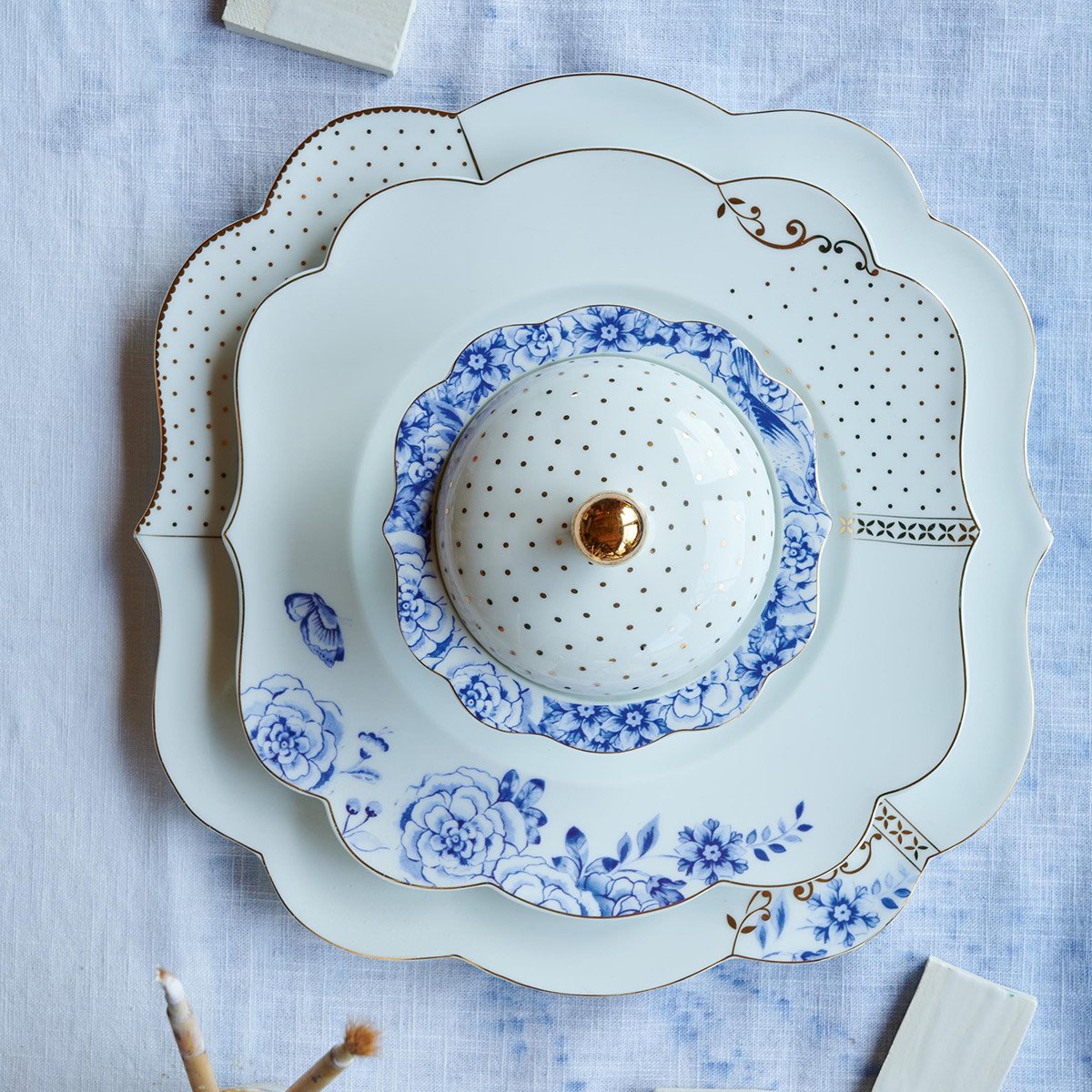 Mavi Beyaz Porselen Kahvaltı Tabağı 23,5 Cm Royal White Collection by Pip Studio